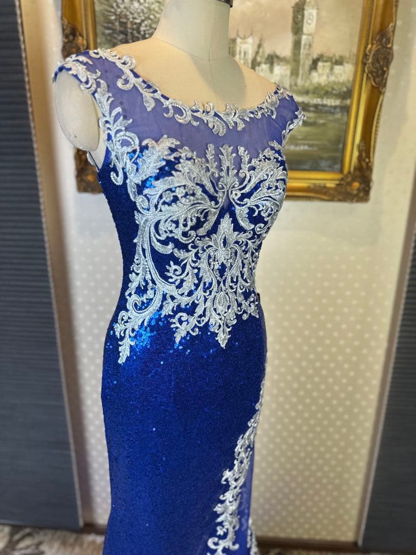 青のスパンコール刺繍マーメイドドレス
