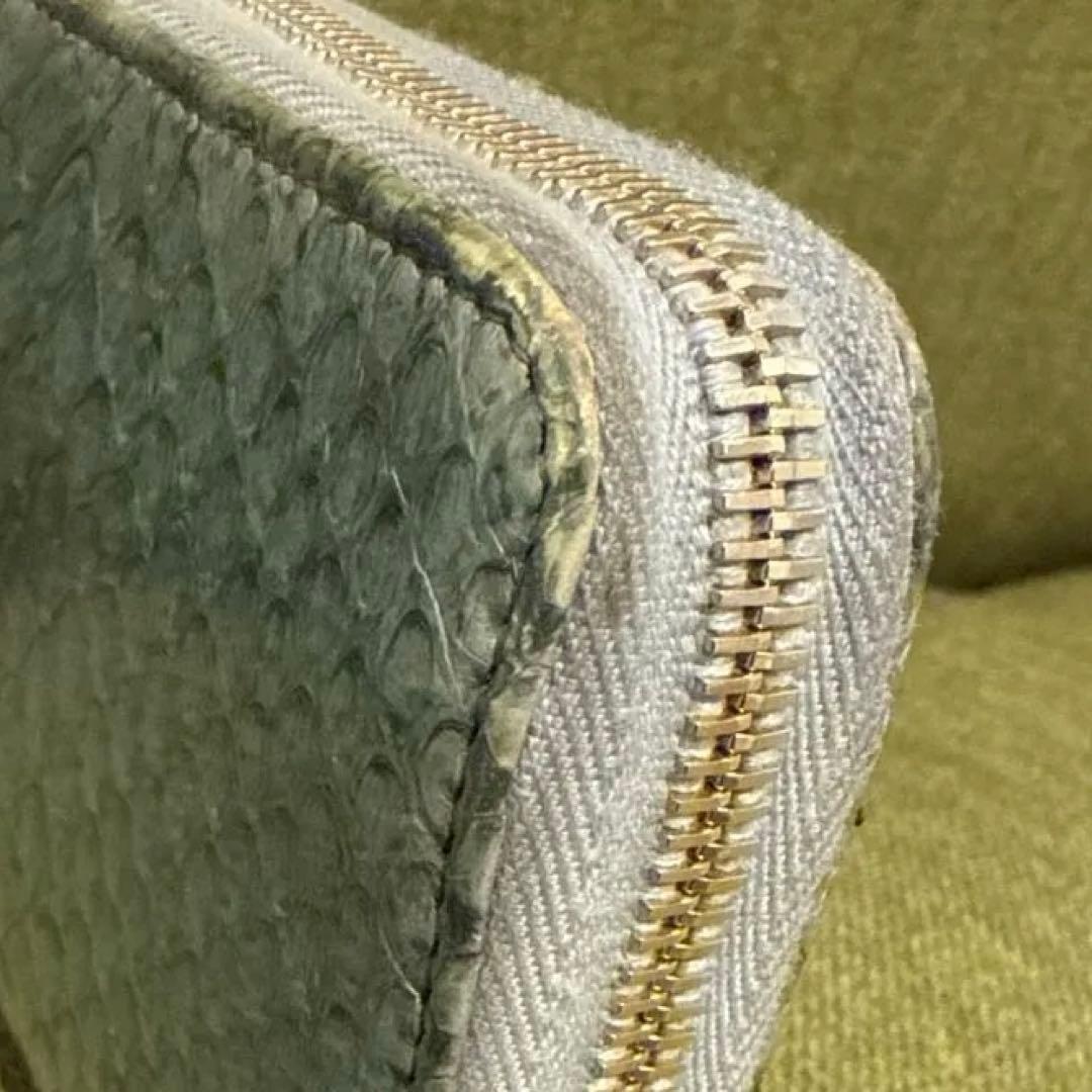 Y &H CHANEL ココマークラウンドファスナーパイソン