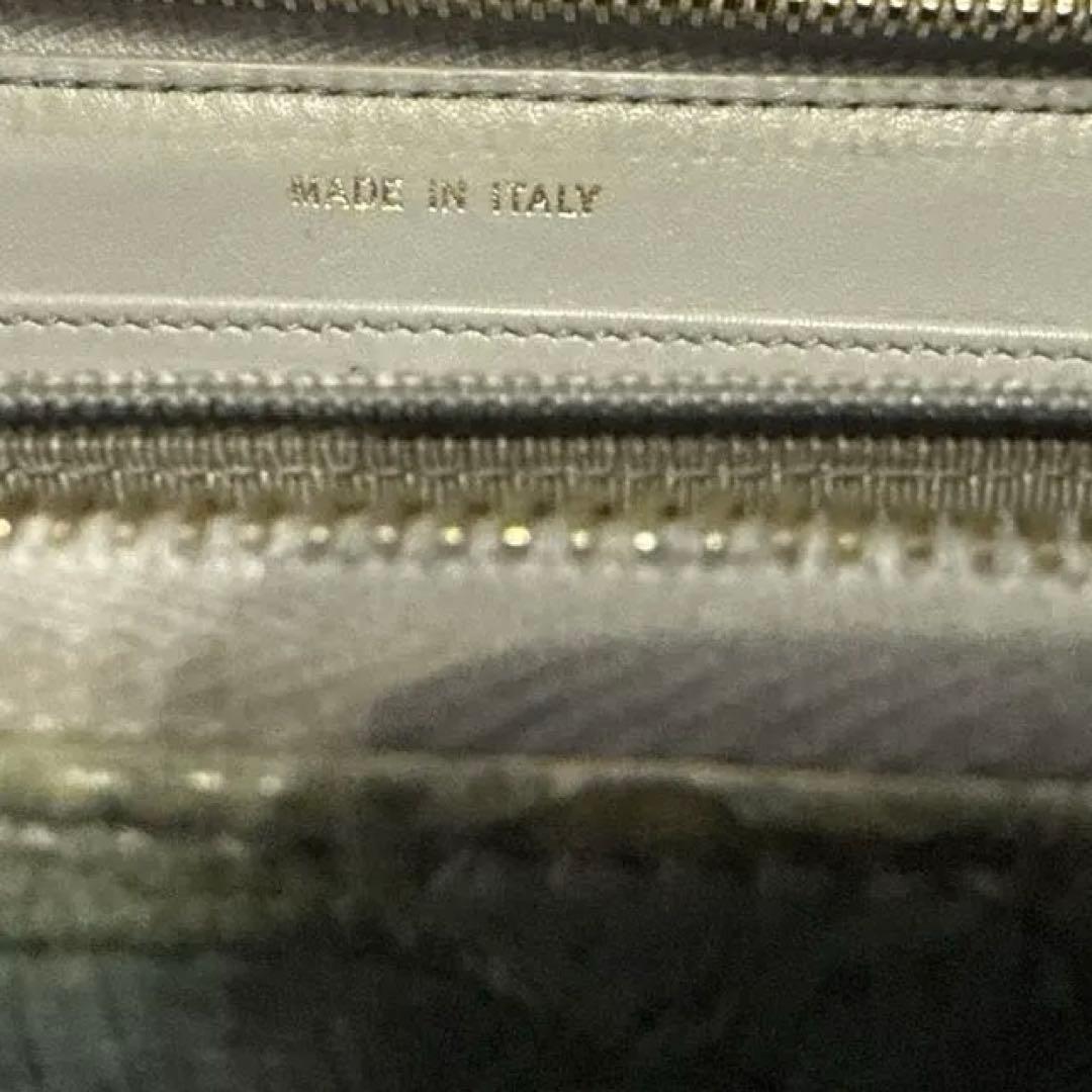 Y &H CHANEL ココマークラウンドファスナーパイソン