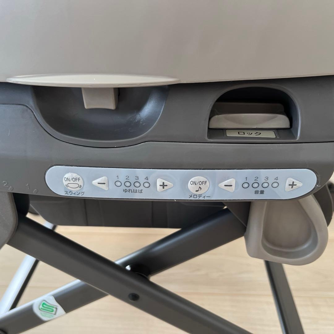 コンビ　スウィングベット&チェア ネムリラ　コードレス　AUTO SWING