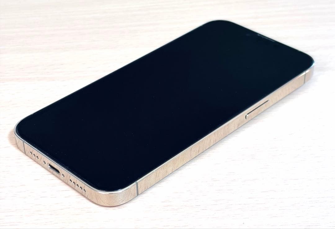 Apple iPhone 13 Pro 本体 256GB ゴールド