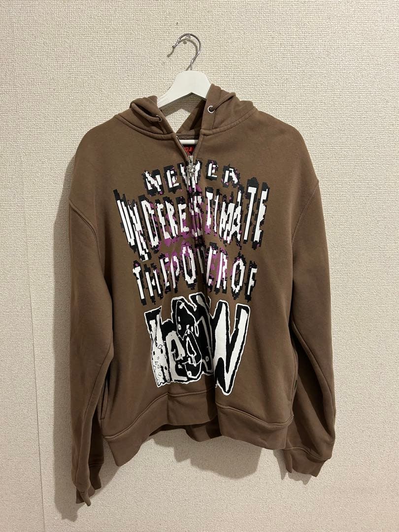 Heaven by Marc Jacobs パーカー