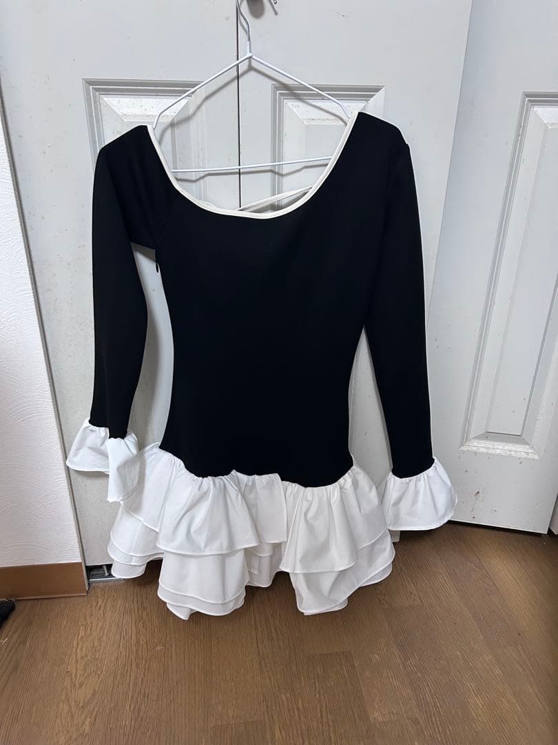 ダーリッチデザインネックリボンミニワンピース