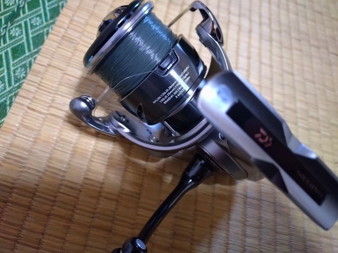 DAIWA 25カルディア 4000−CXH