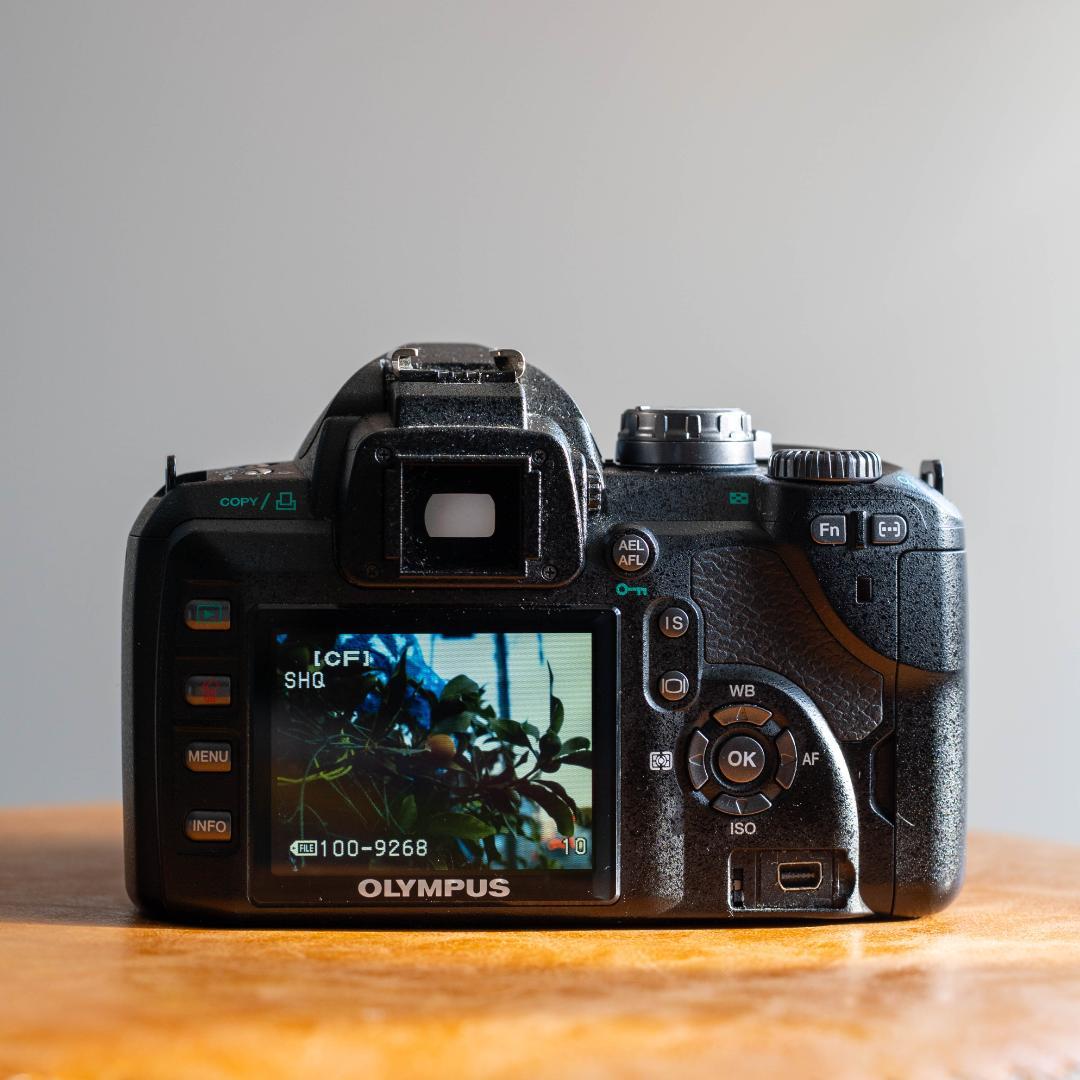 スマホ転送OK！OLYMPUS E-510 一眼レフ レンズキット