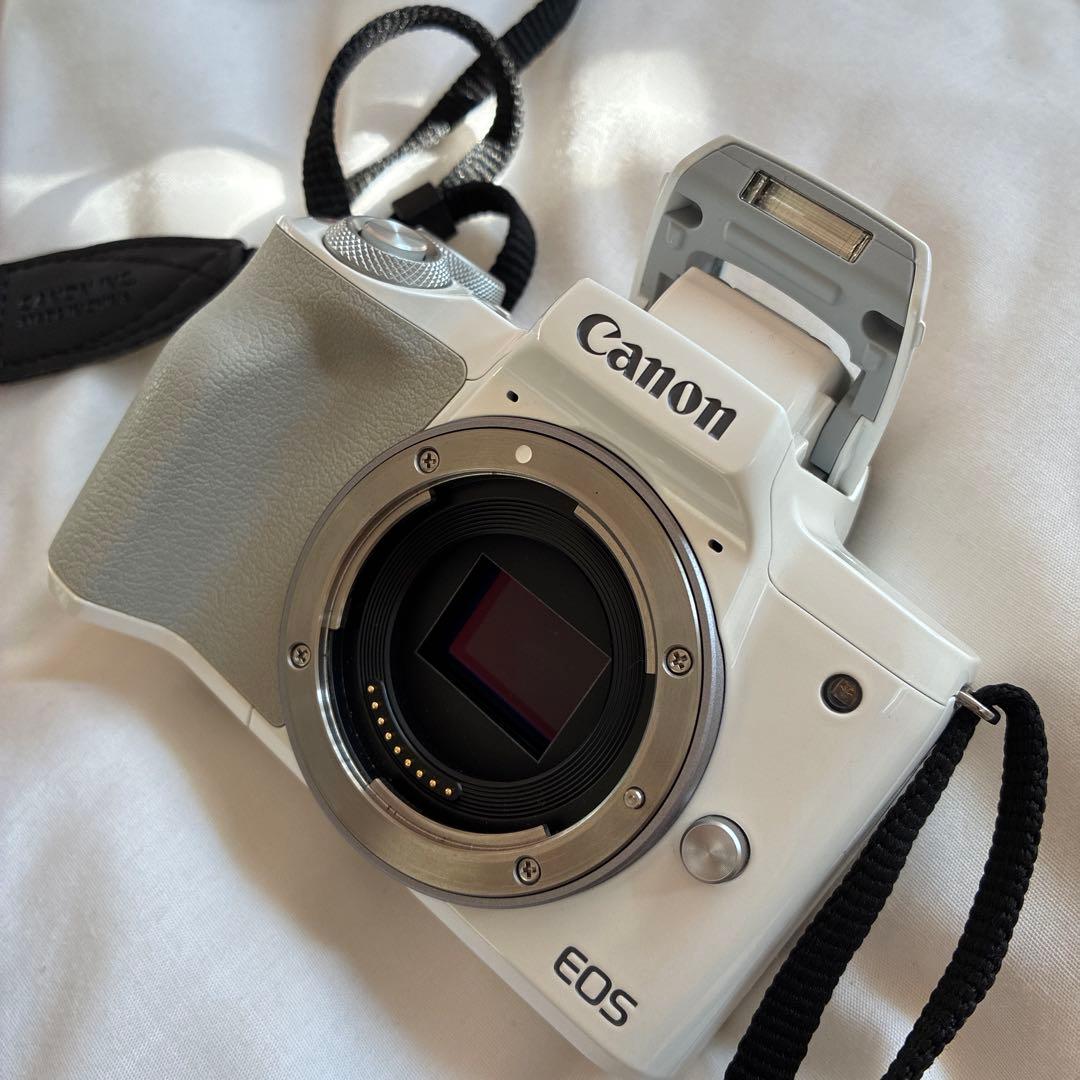 Takayama 　ミラーレス一眼カメラ EOS Kiss M