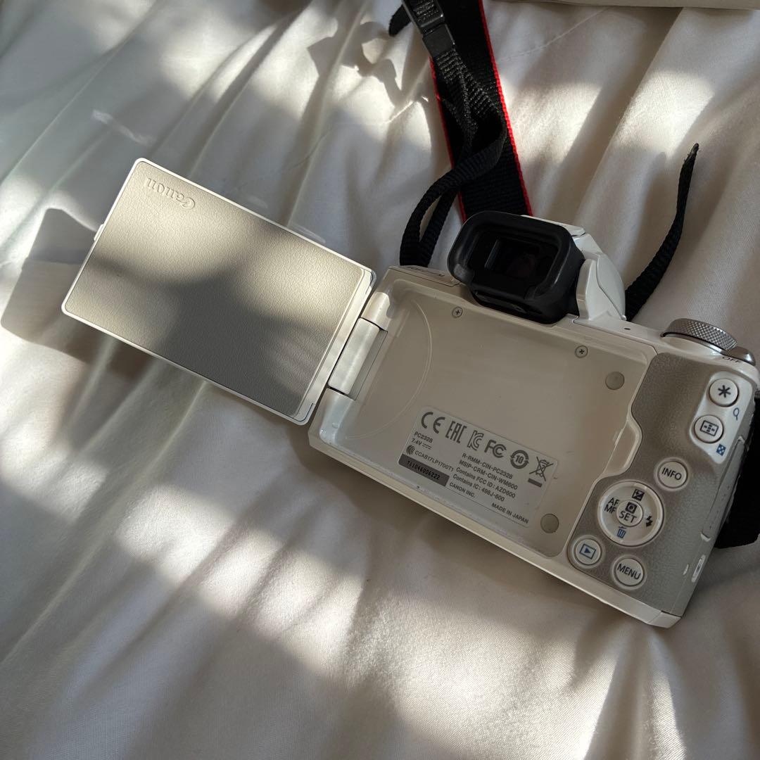 Takayama 　ミラーレス一眼カメラ EOS Kiss M
