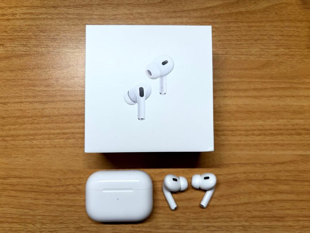 美品】AirPods Pro 第2世代 (Lightning) 付属品未使用