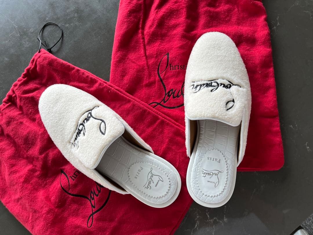 新品未使用Christian Louboutin サンダル サイズ40 1/2