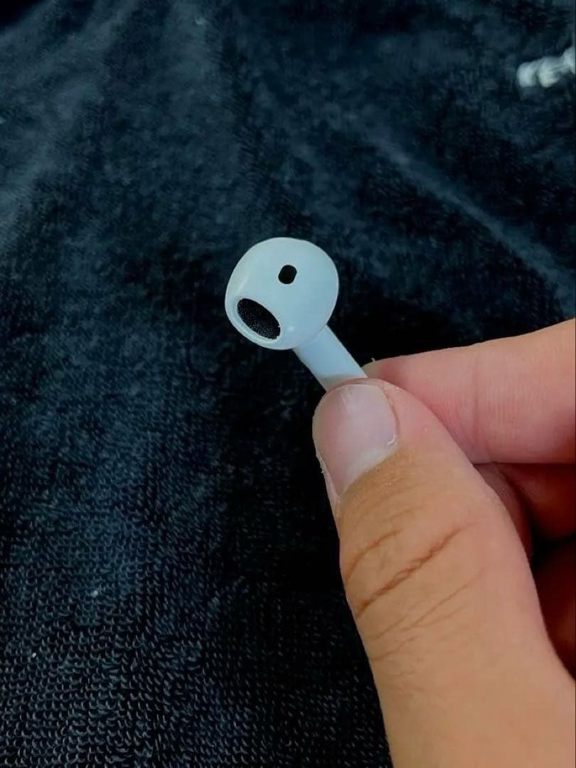 AirPods4 アクティブノイズキャンセリングあり