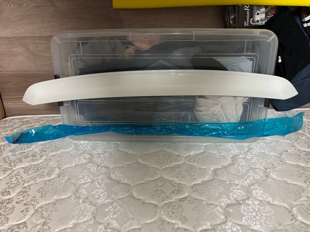 60ハリアーボンネットモールパール070