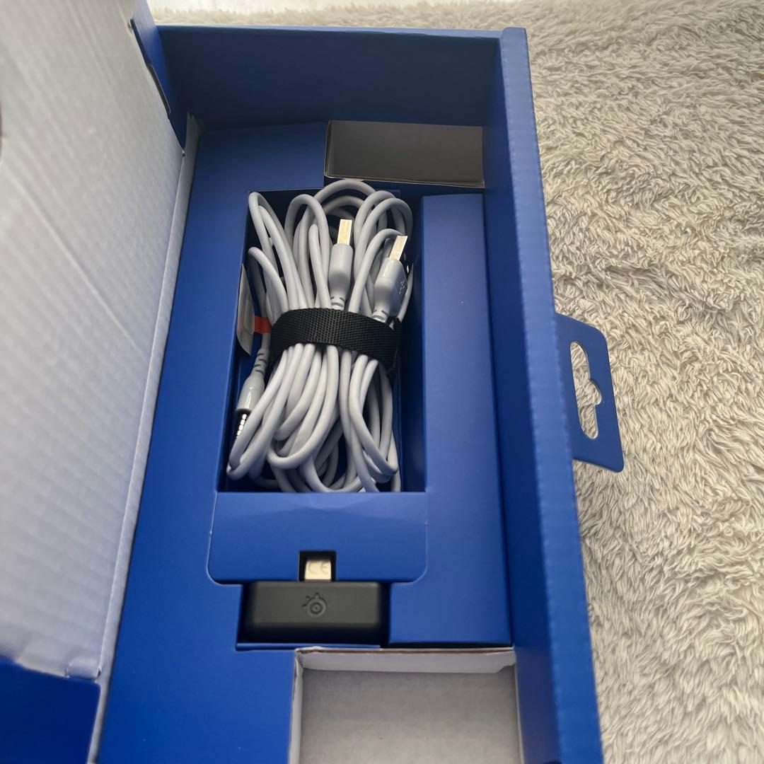 SteelSeries Arctis Nova 7P ワイヤレスヘッドセット