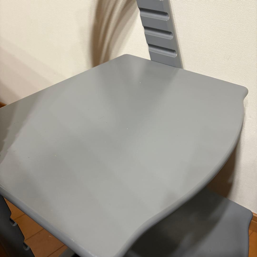 ストッケ　トリップトラップ　ストームグレー　（ライトグレー）　ハイチェア