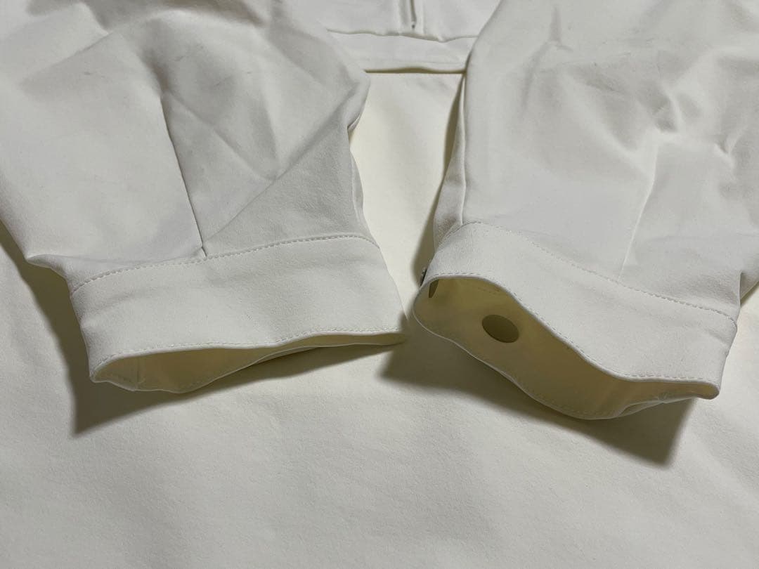 o*1様 クラネ CLANE ラッシュ ガード ハーフ ジップトップス1 中古