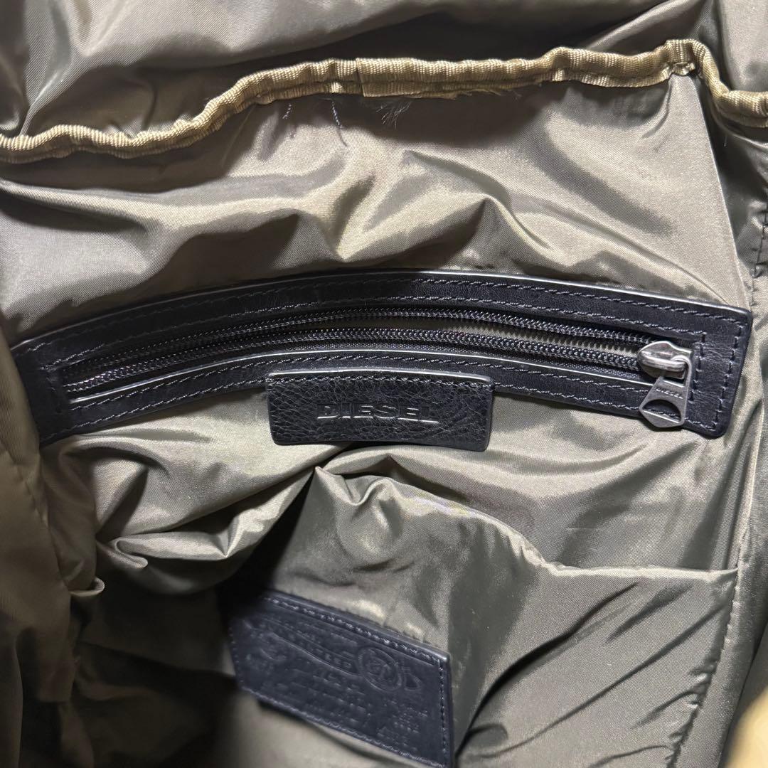 【DIESEL ディーゼル】バックパック　オールレザー　本革　ロゴプレート