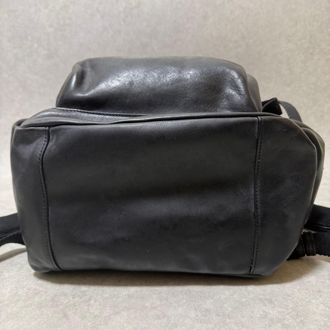 【DIESEL ディーゼル】バックパック　オールレザー　本革　ロゴプレート