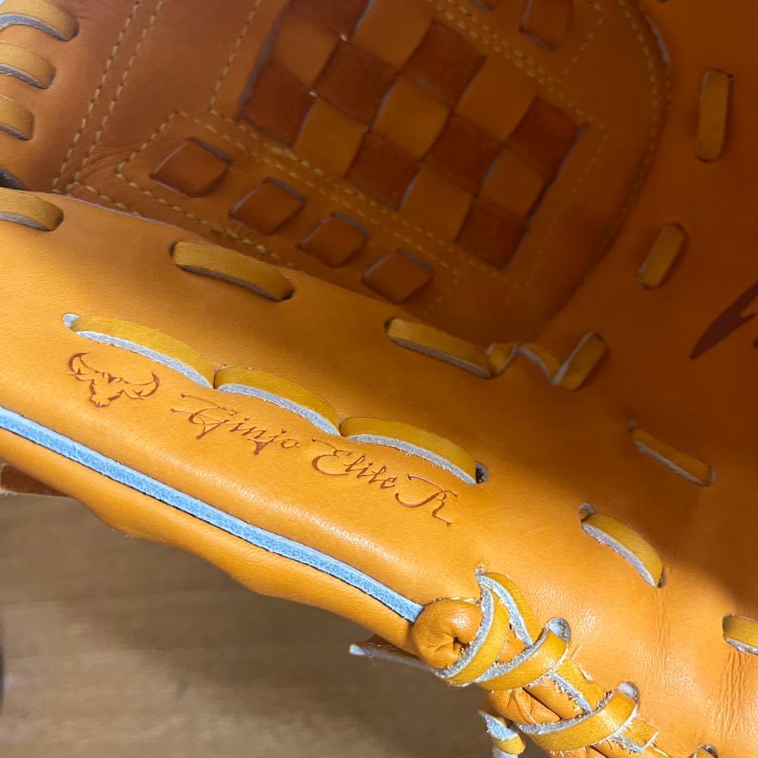 ミズノプロ 一般軟式 グローブ グラブ 投手 ピッチャー用 極美品 刺繍あり