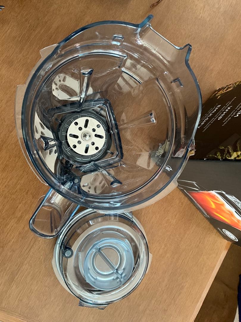 12月限定値下げ1回使用 バイタミックス エアーディスク コンテナ 1.4L