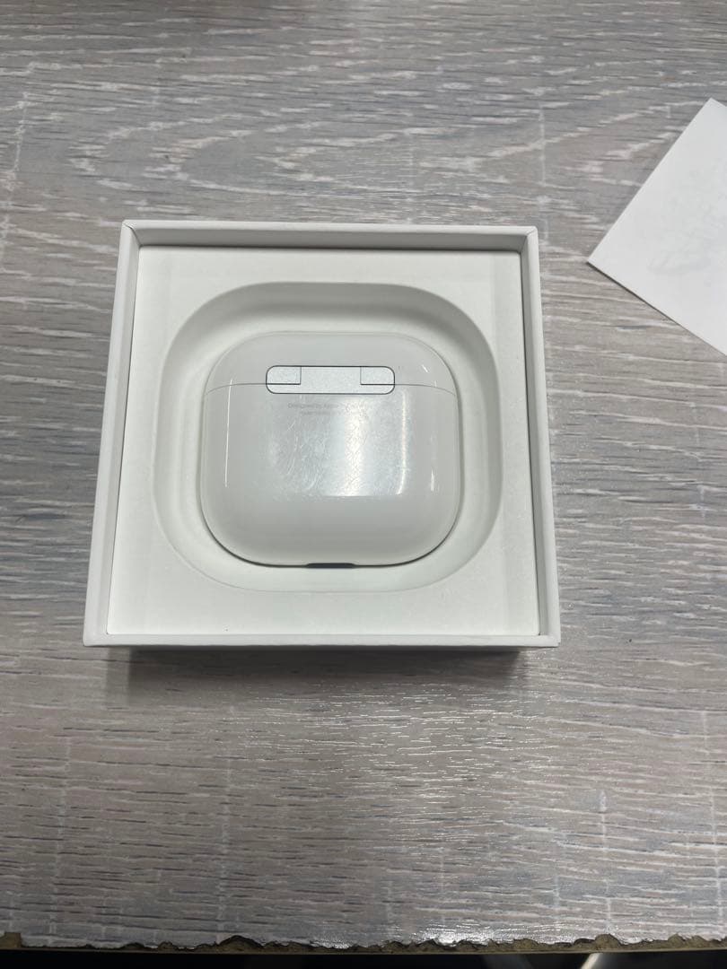 AirPods4 アクティブノイズキャンセリング搭載モデル