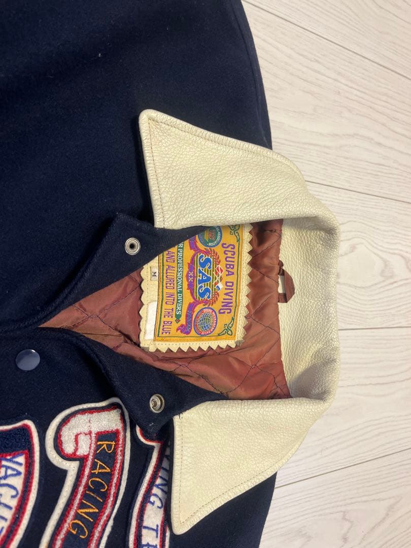 SAS 刺繍入りネイビー/ホワイトスタジャン