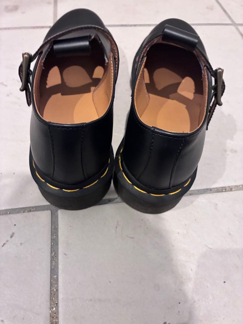 Dr. Martens ブラック メリージェーン シューズ　Tバー