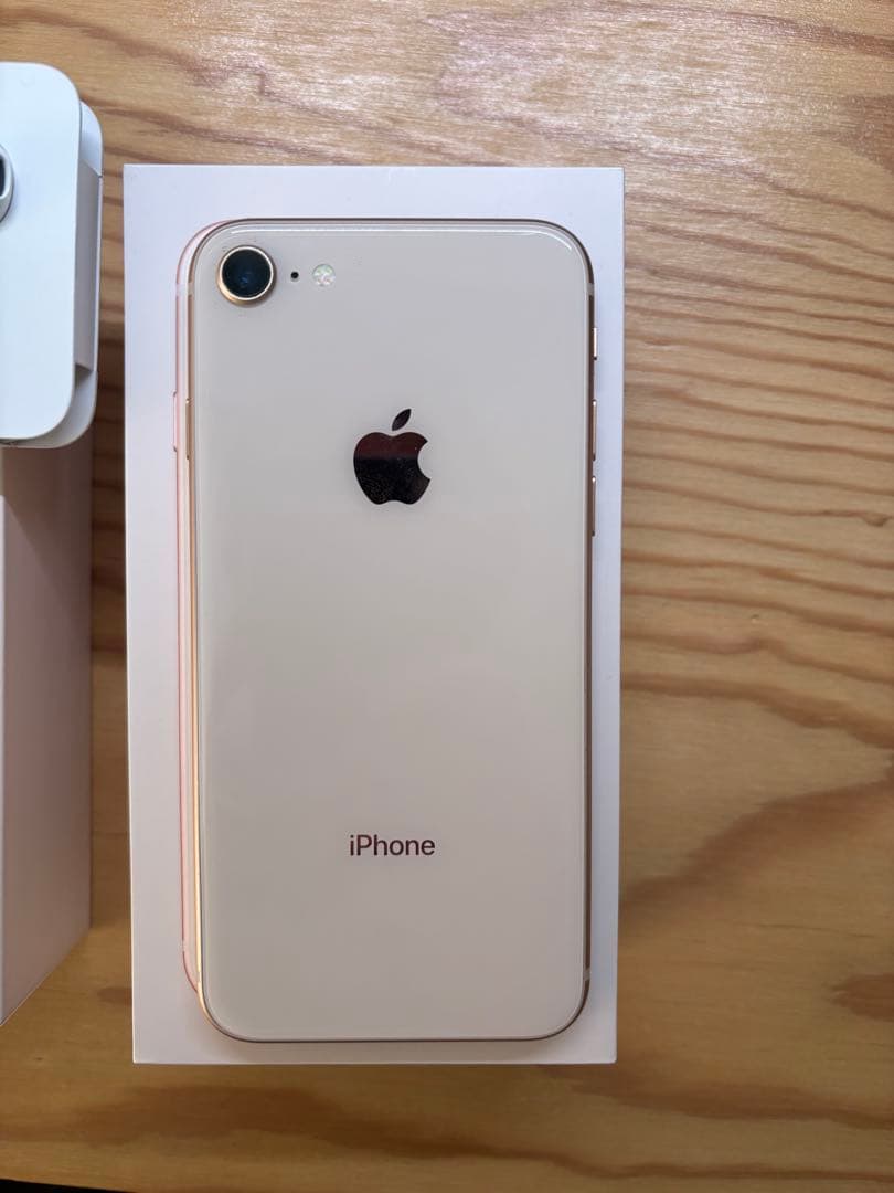 Apple iPhone 8 64GB ピンク simフリー 美品 bat80%