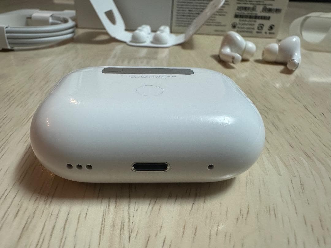 【正規品】AirPods Pro 第2世代 Lightning 美品