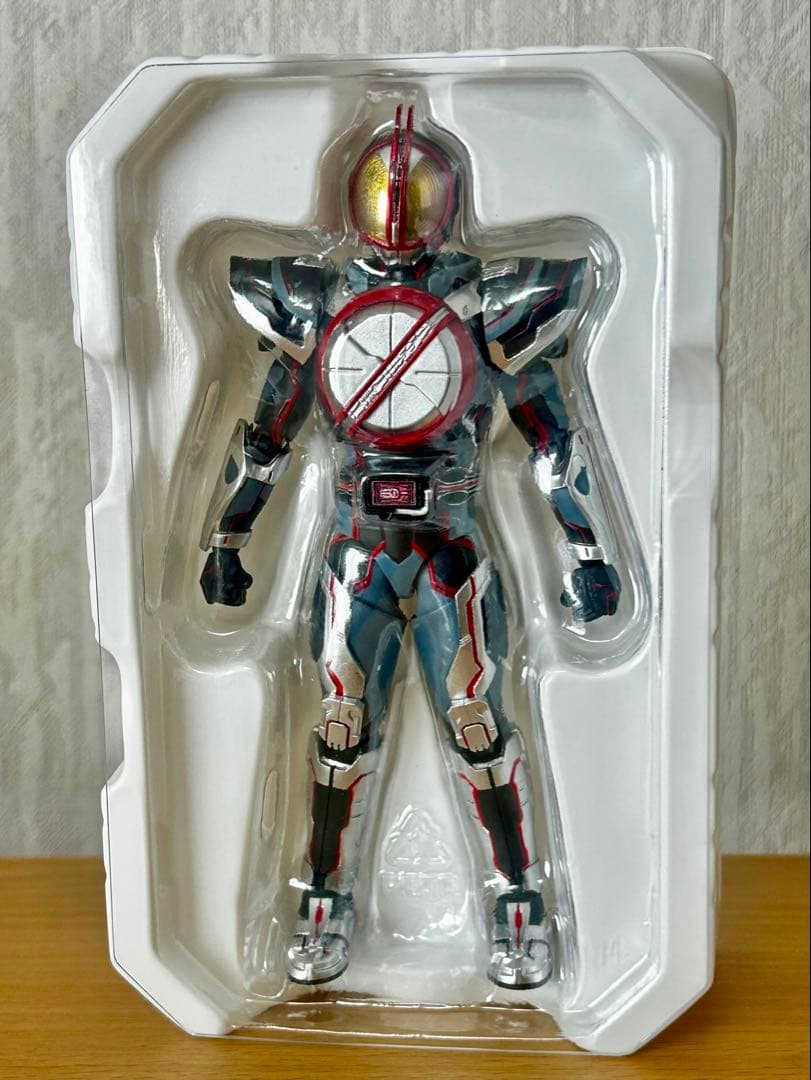 S.H.Figuarts（真骨彫） 仮面ライダーネクストファイズ