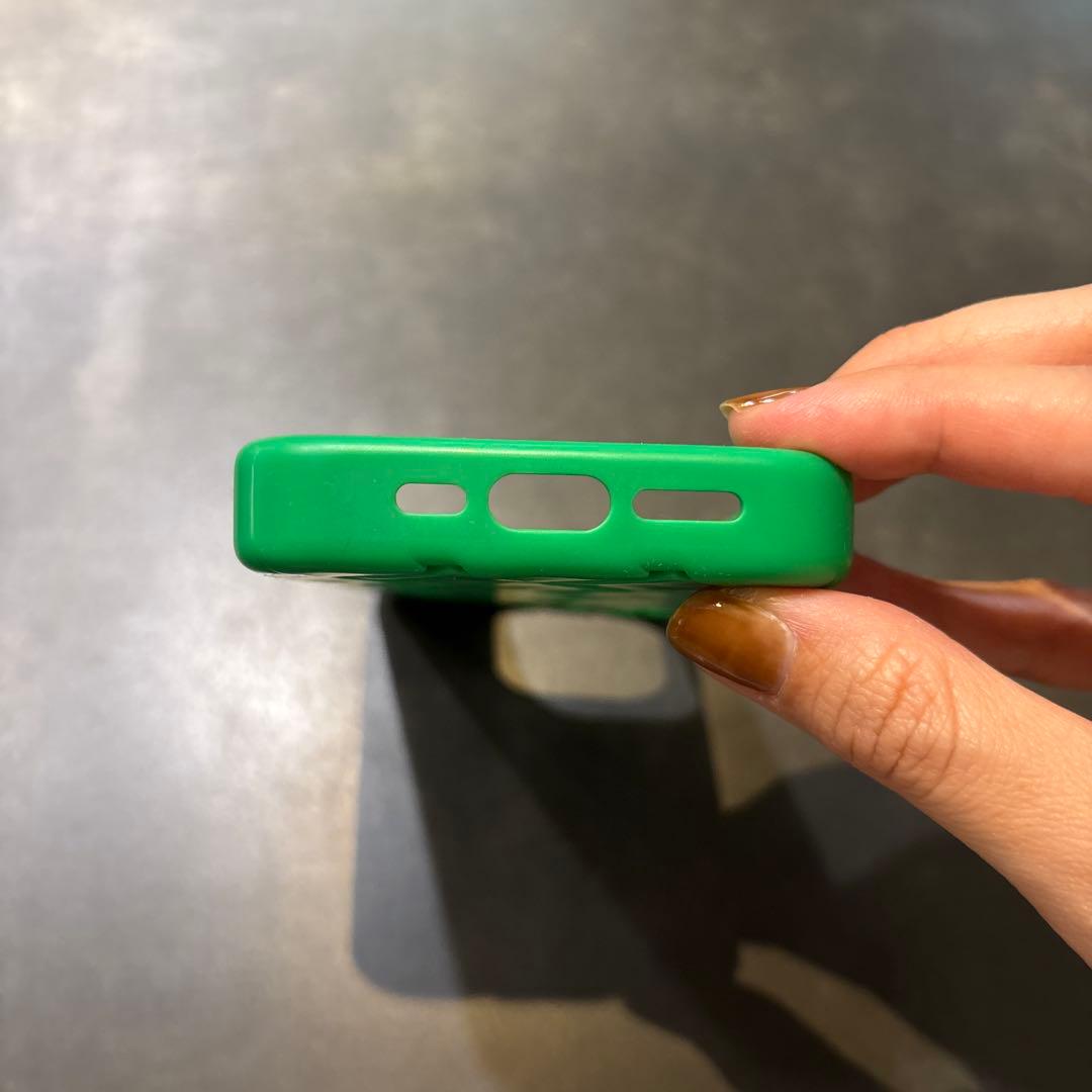 【きょんさん専用】BOTTEGA VENETA グリーン iPhone15pro