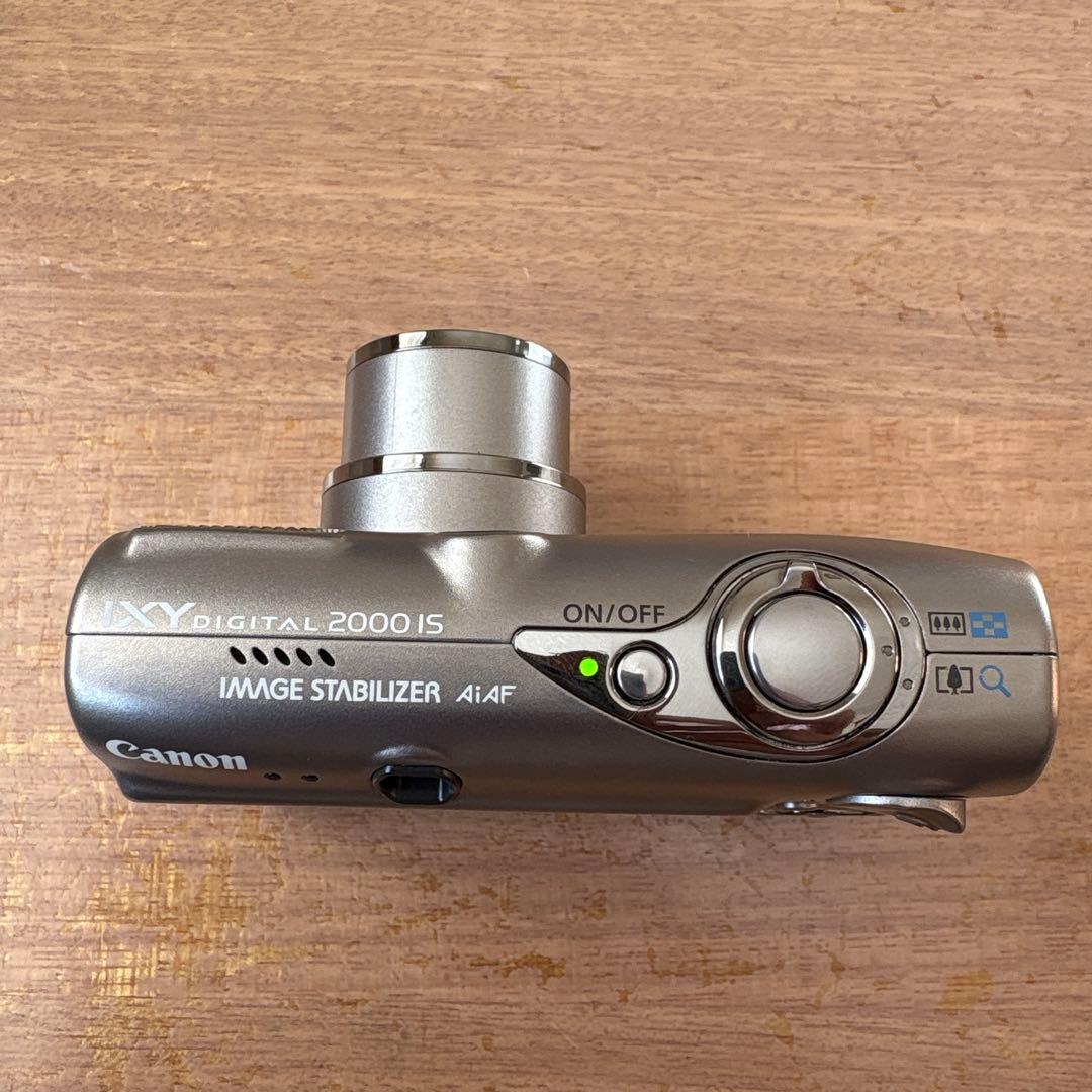 Canon IXY DIGITAL 2000 IS 【端子カバー破損】