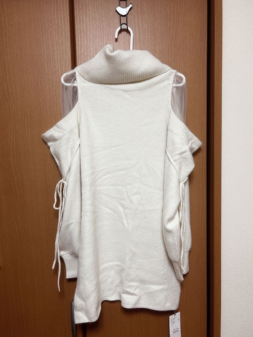 【未着用 新品タグ付き】SNIDELシースルーショルダーミニニットワンピース