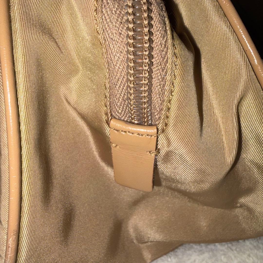 PRADA プラダ　ナイロンバッグ　革　カーキ　三角ロゴ　y2k 鑑定済み