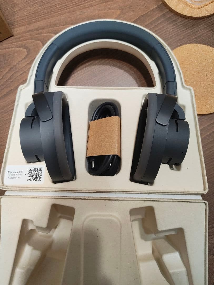 NWM ONE ワイヤレスヘッドホン MBH001 ダークグレー 未使用に近い