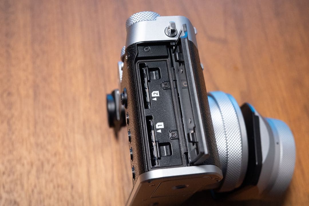 す*ん様 FUJIFILM GFX100RF シルバー おまけ付き