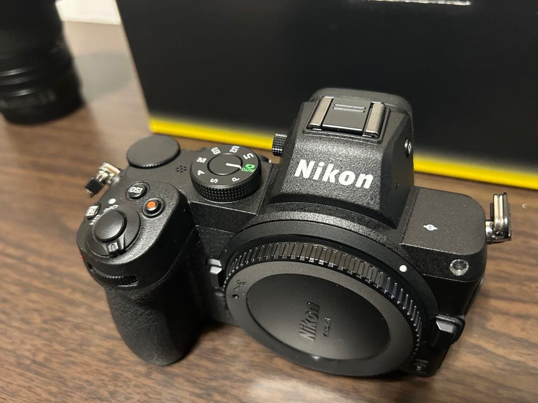 Nikon Z5 レンズキット NIKKOR Z 24-200mm