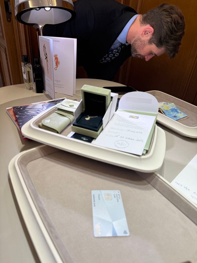 ふ*よ様 新品、未使用、未開封！Van Cleef & Arpels スウィート