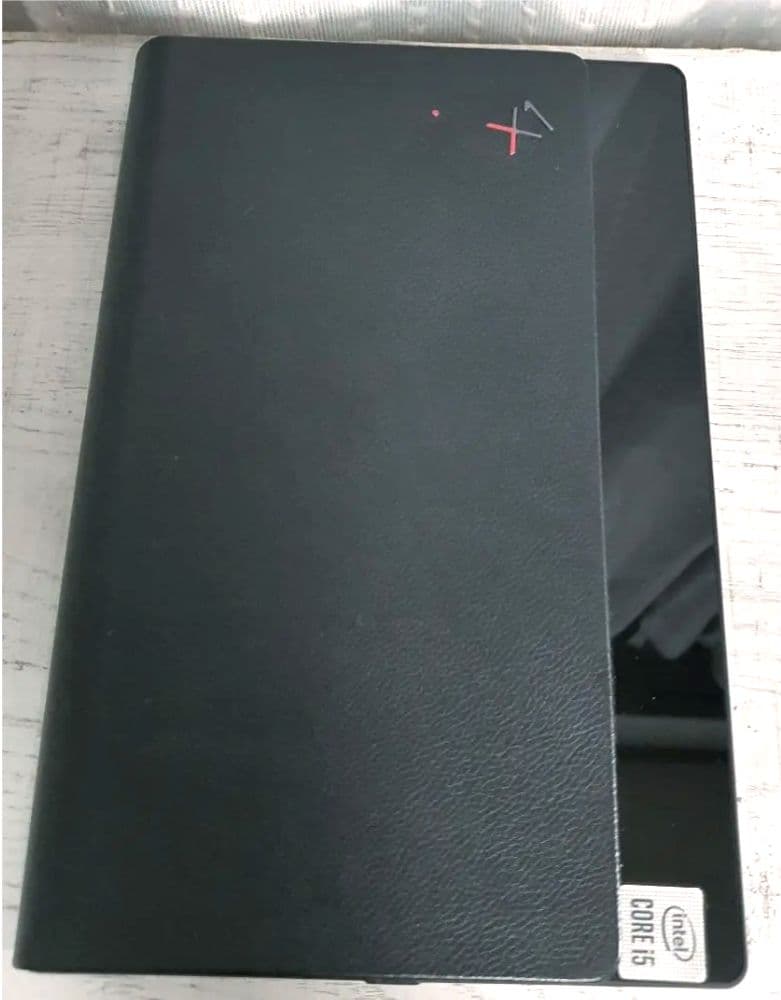 折りたたみ ThinkPad X1 Fold Gen 1　【箱なし】