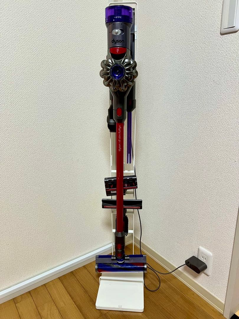 【美品】Dyson V8 Slim Fluffy+　スタンドセット