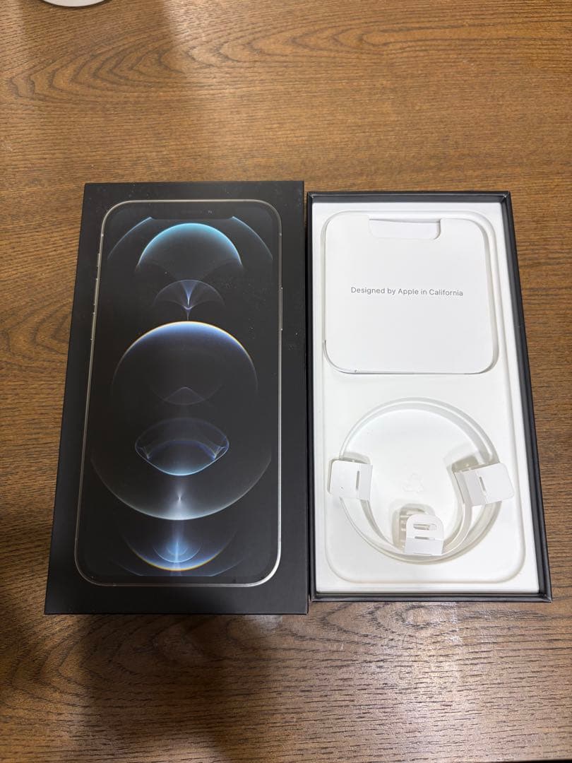 Apple iPhone 12 pro シルバー　128GB