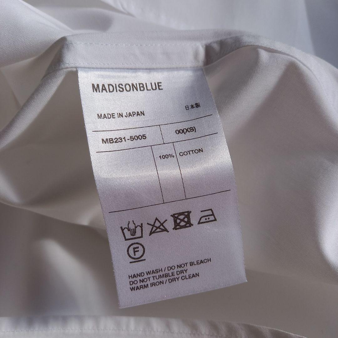 白シャツ　マディソンブルー　ロゴ刺繍　00　B.D タイプライター