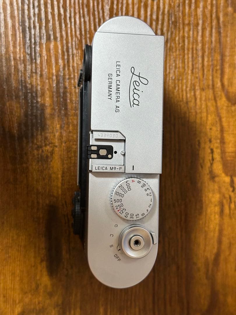 ライカleica M9-P カメラ　整備済美品　バッテリー3個付き