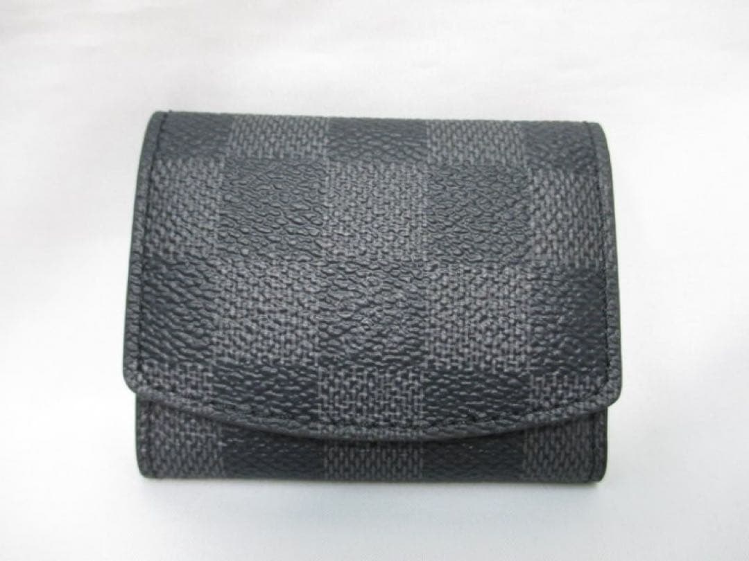 未使用品 ルイヴィトン ダミエグラフィット カフスケース イヤホンケース 本物