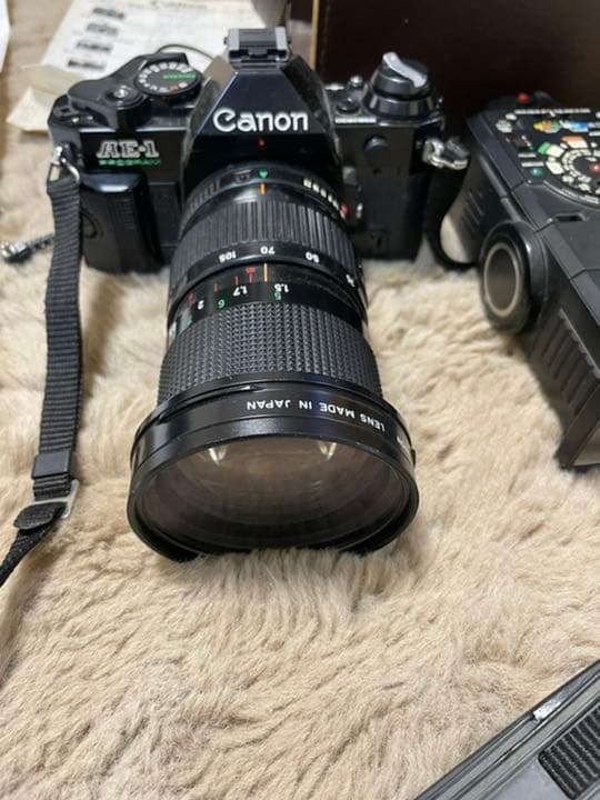 キャノン　高級一眼レフカメラ　1980年代購入