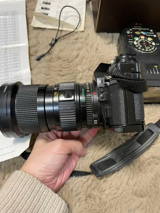 キャノン　高級一眼レフカメラ　1980年代購入