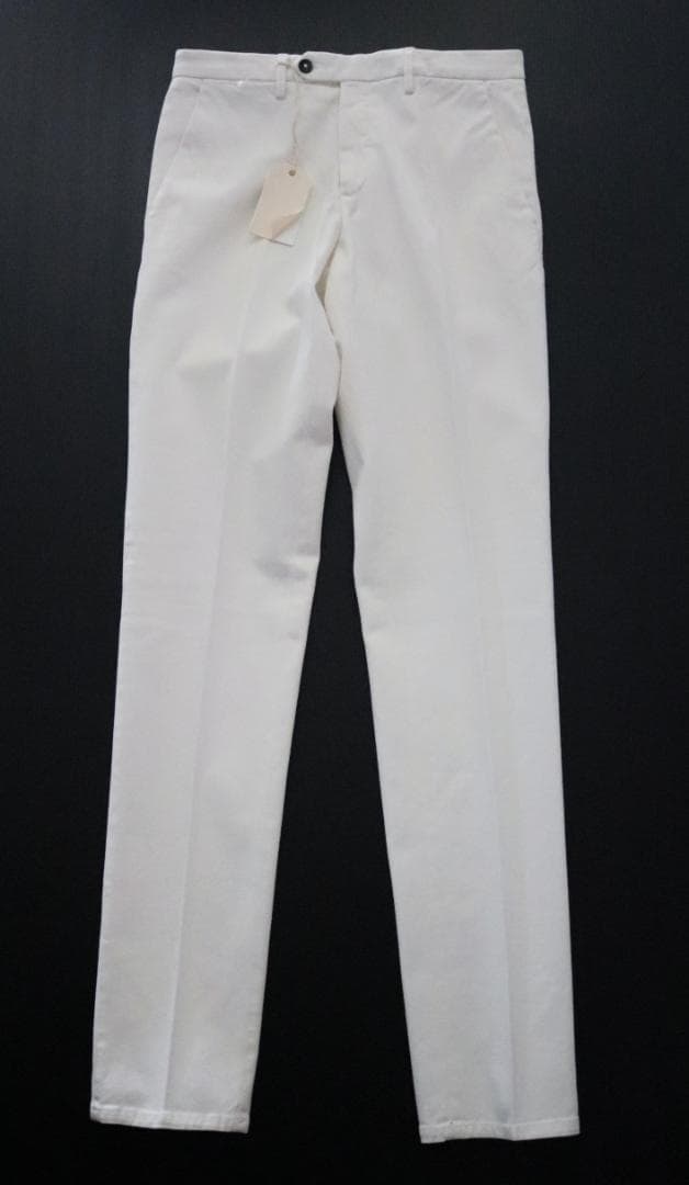 新品【ブリリア 1949】 秋冬コットンツイル ノープリーツパンツ 白 44