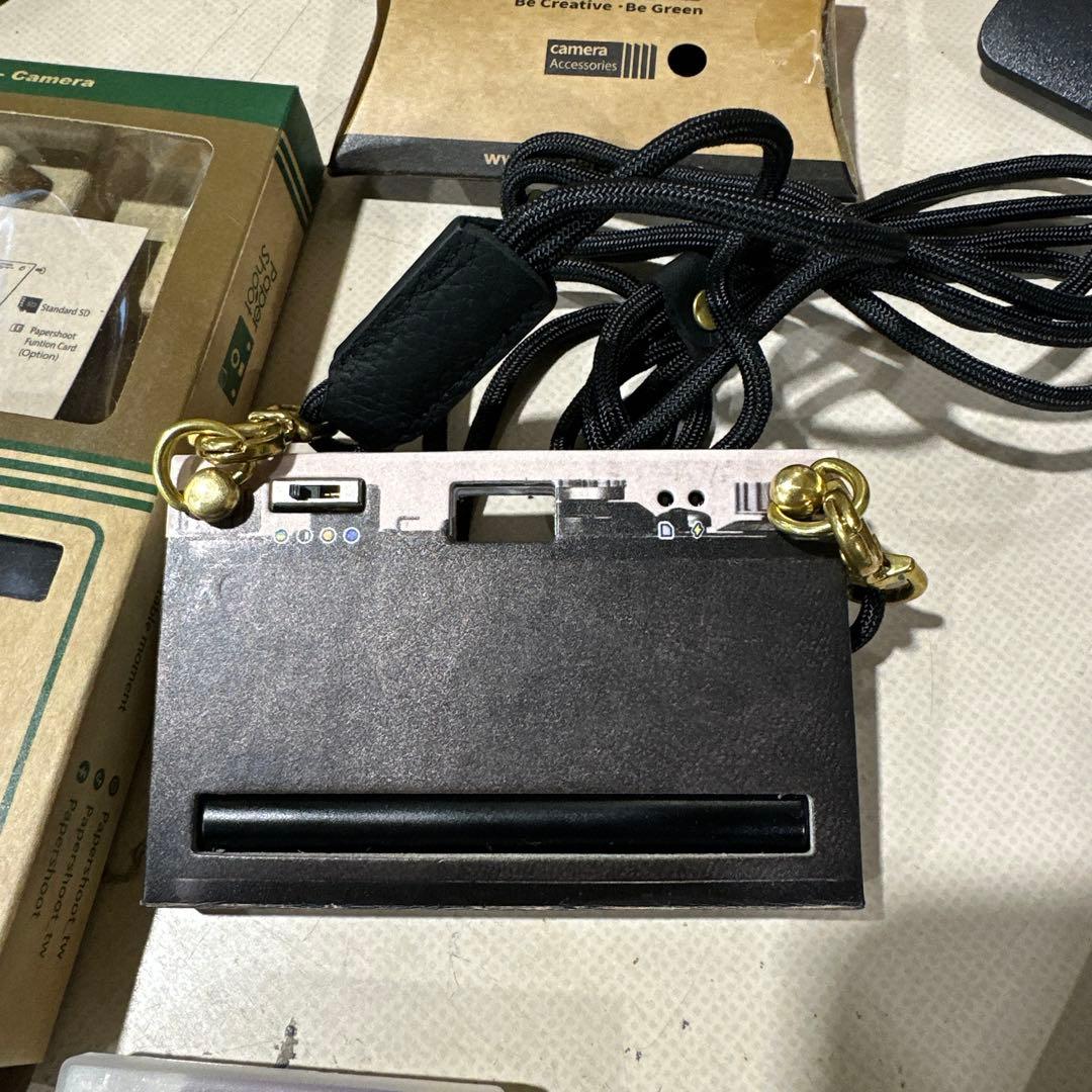 Paper Shoot デジタルカメラ ブラウン