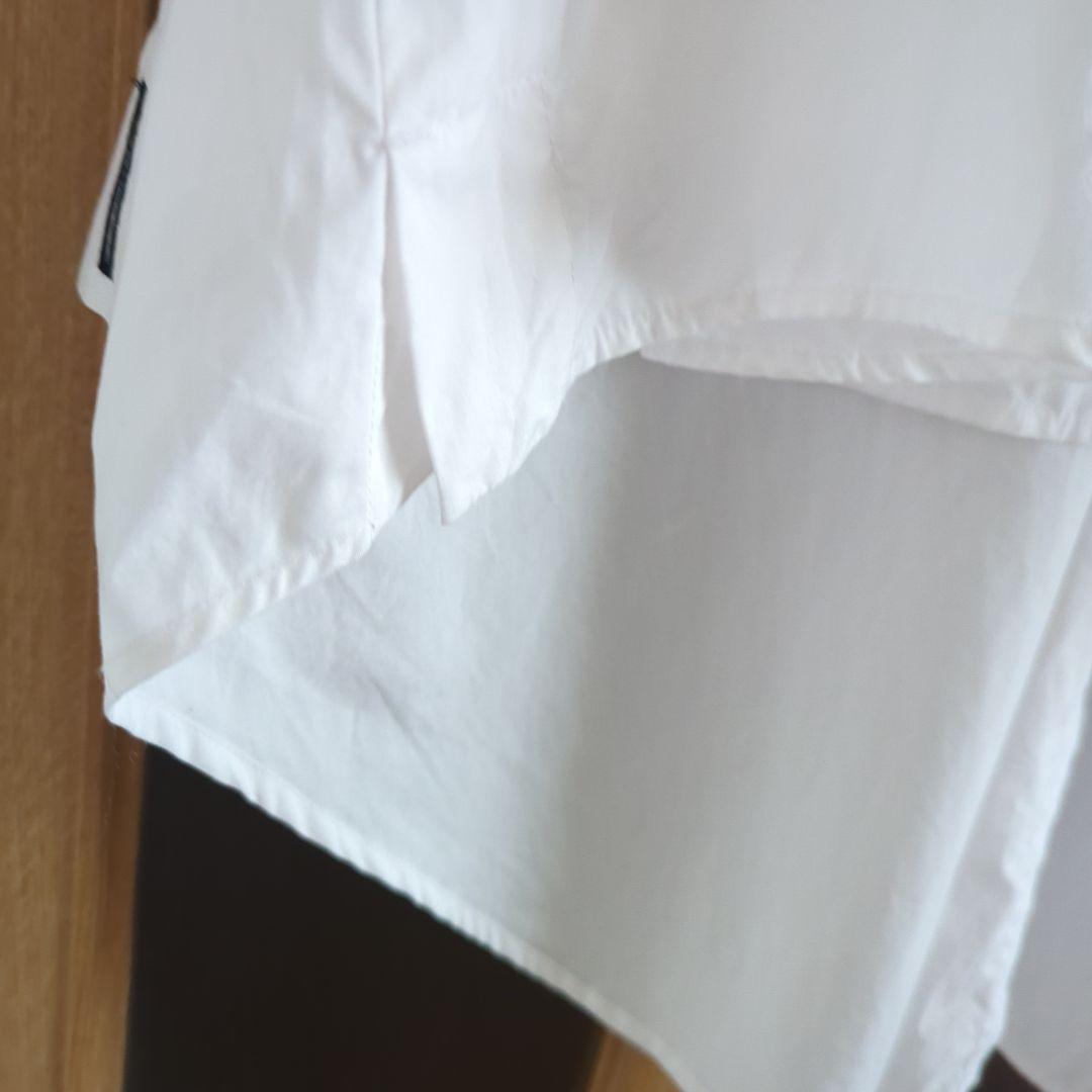 萌 美品ホワイトシャツ