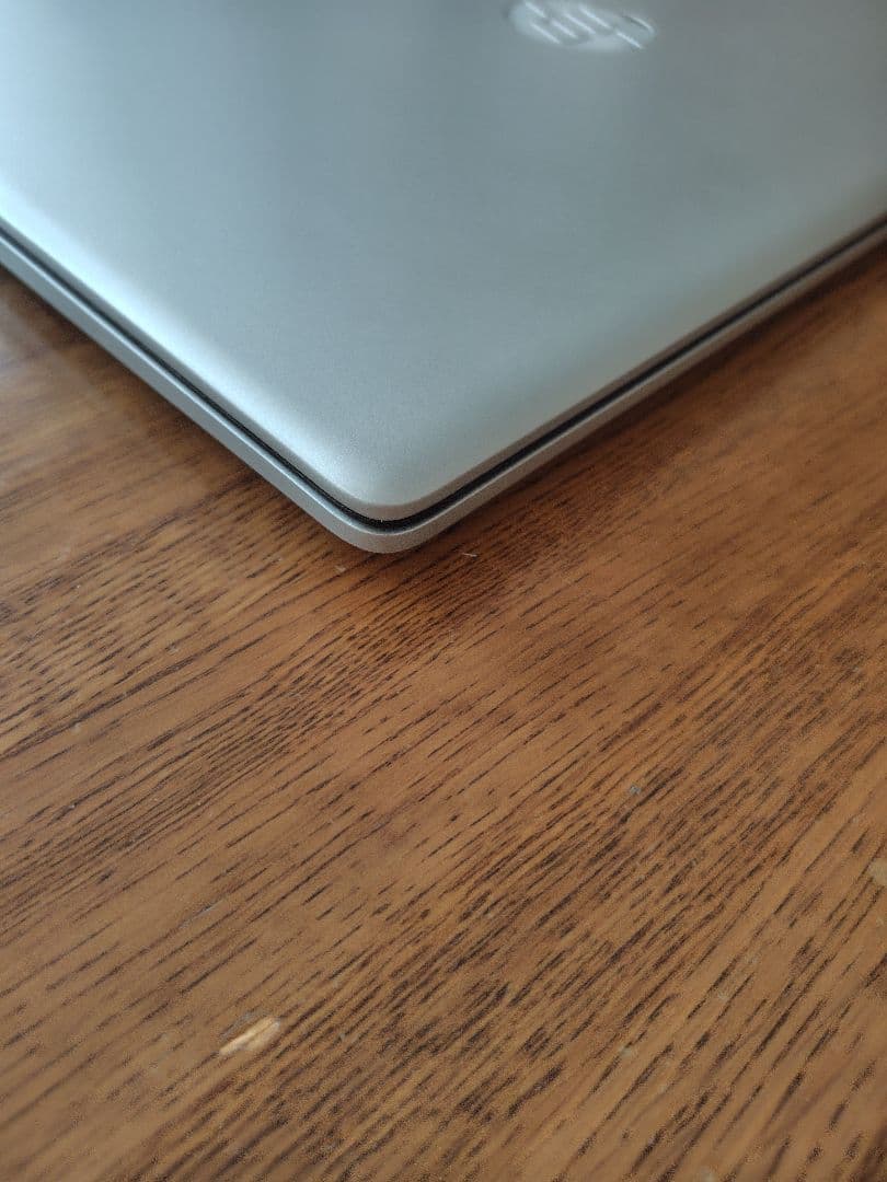 HP17.3インチ　ノートパソコン　17-cn4000TU