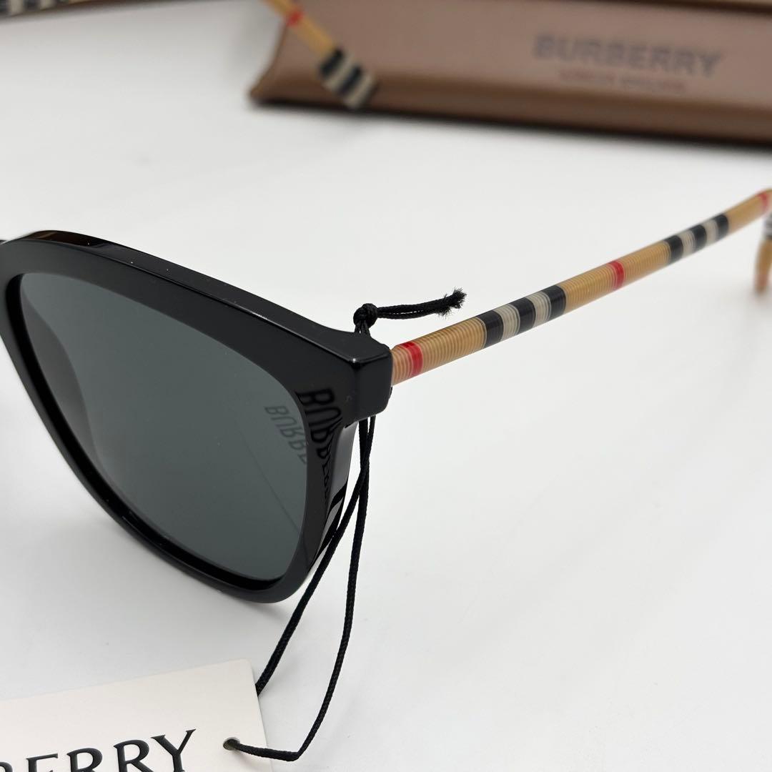 新品未使用 バーバリー B4308 3853/87 ノバチェック サングラス