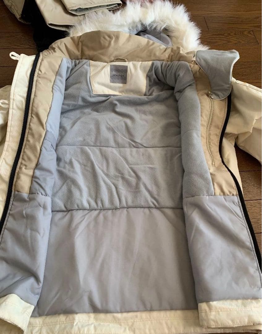 ファー付きスキーウェア ホワイト/ベージュ